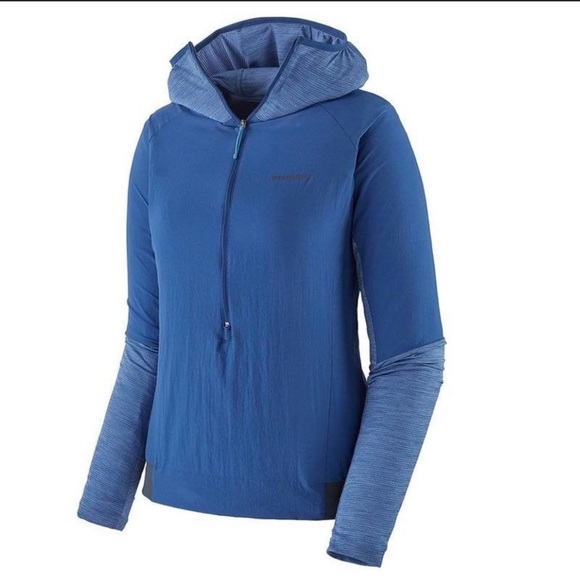 Patagonia Tops - Womens airshed pro p/o